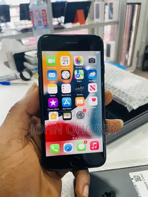 Apple iPhone 7 32 GB Black