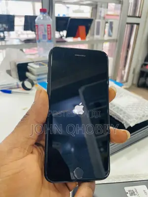 Apple iPhone 7 32 GB Black