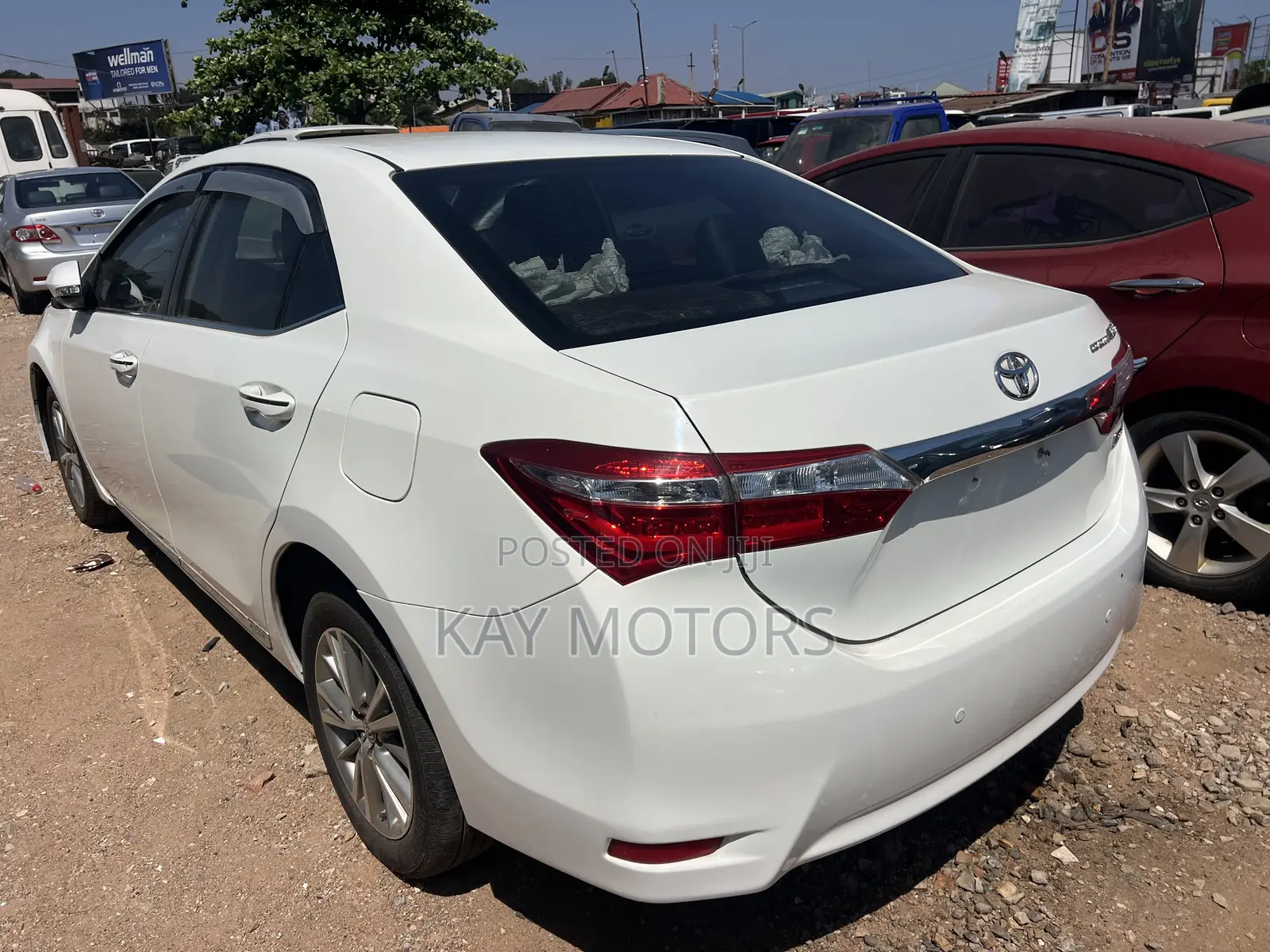 Toyota Corolla Altis 2016 White