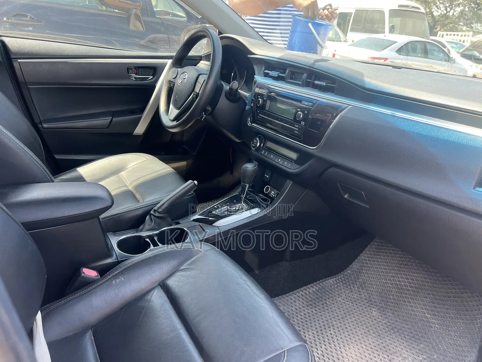 Toyota Corolla Altis 2016 White