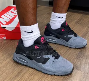 Nike Air Max Command