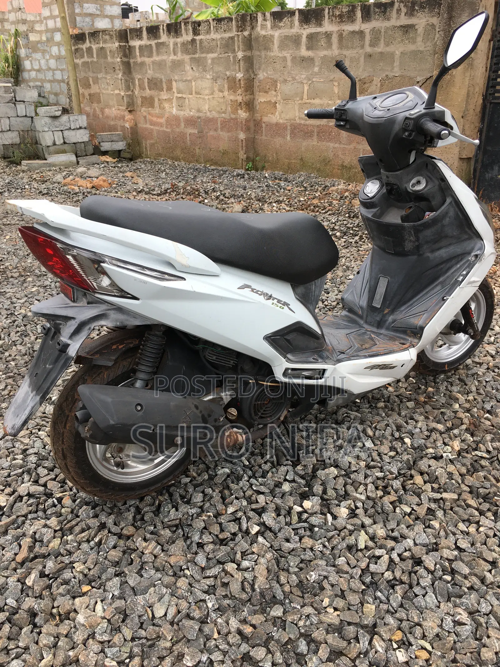 SYM Symnh 2024 White