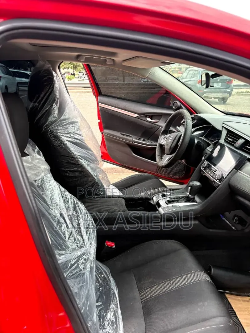 Honda Civic 2018 Red