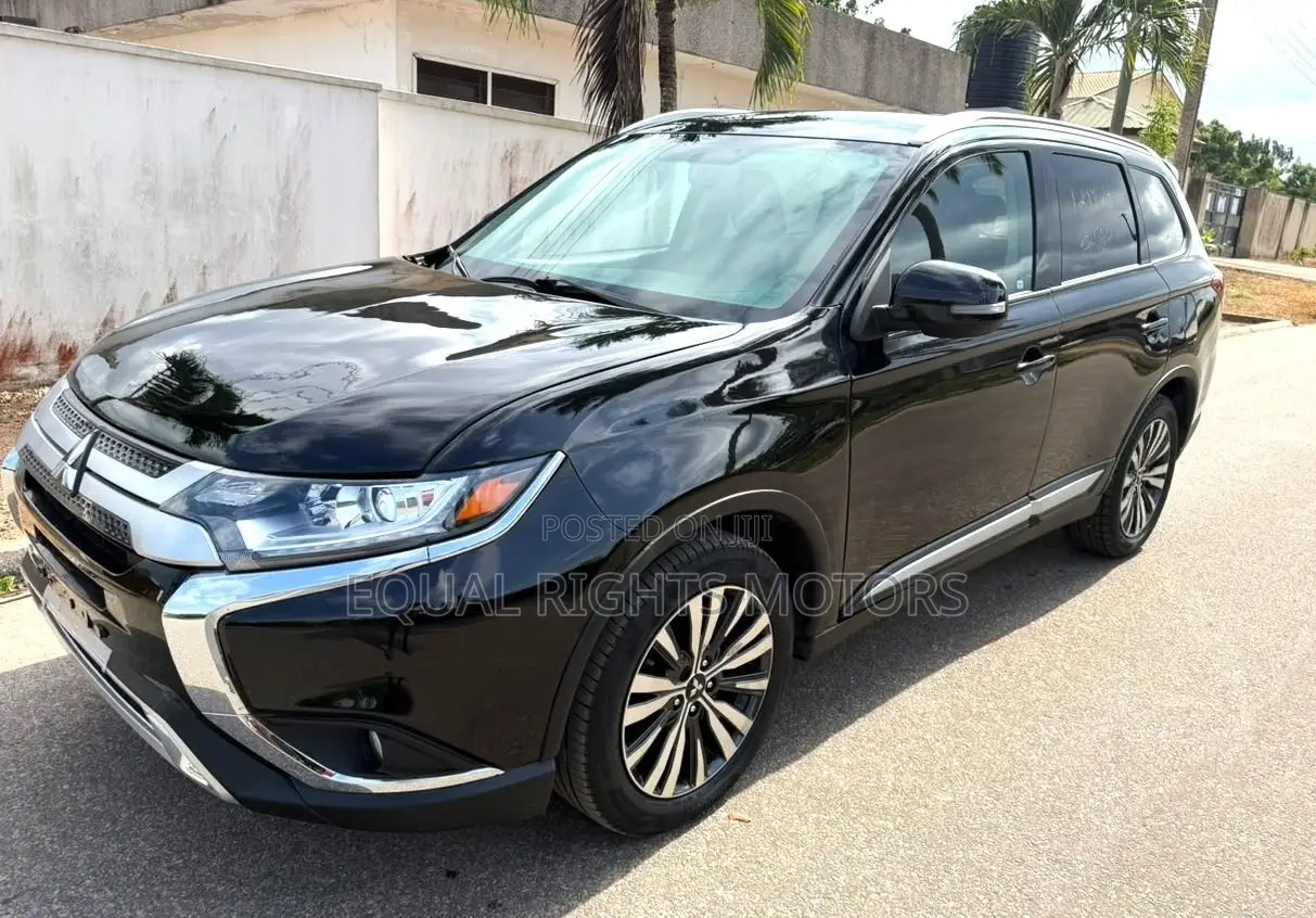 Mitsubishi Outlander 2020 Black