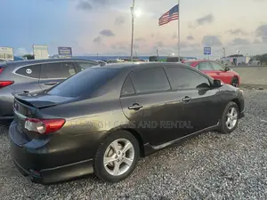 Toyota Corolla S 4dr Sedan (1.8L 4cyl 4A) 2013 Gray