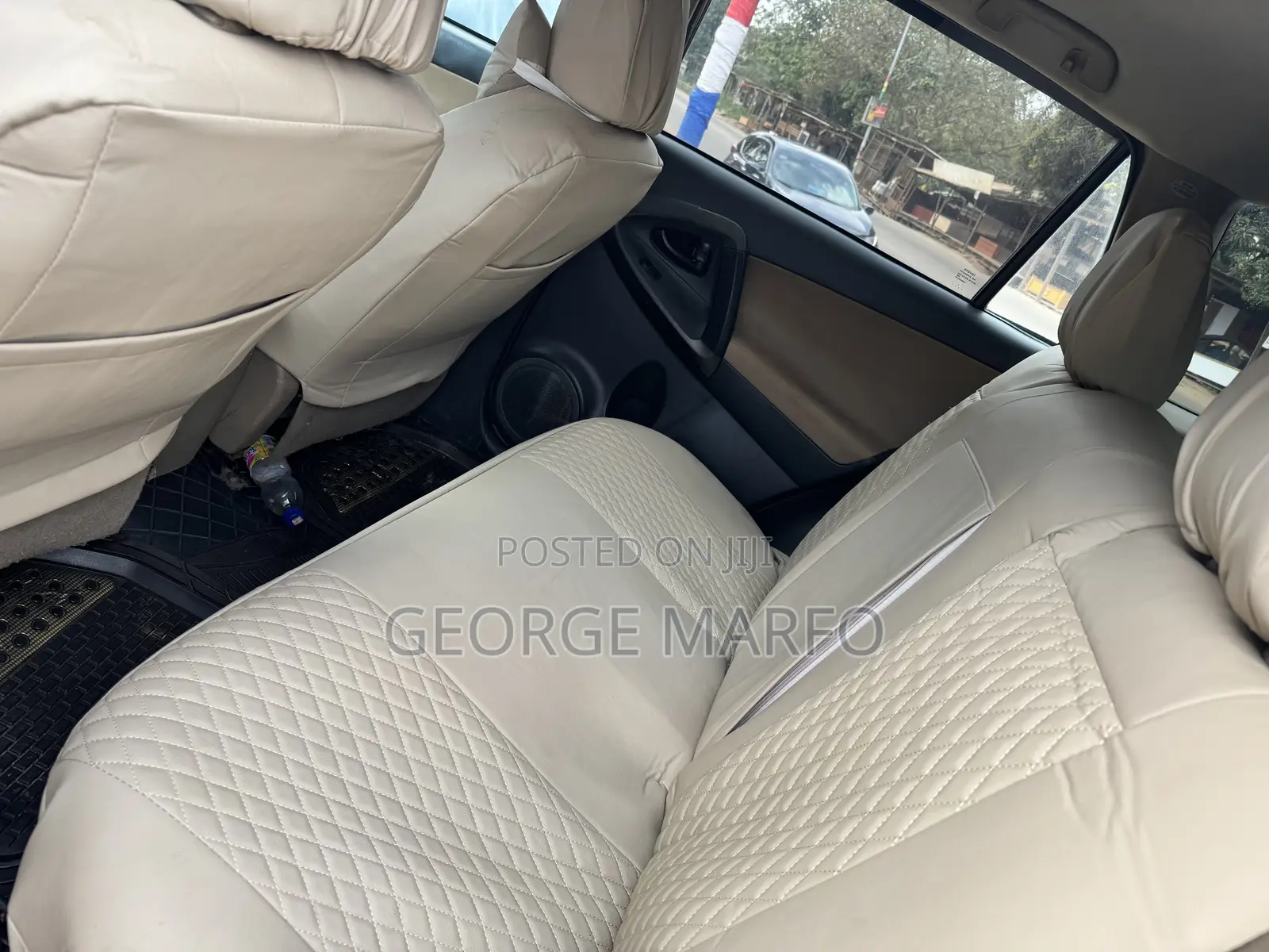Toyota RAV4 2010