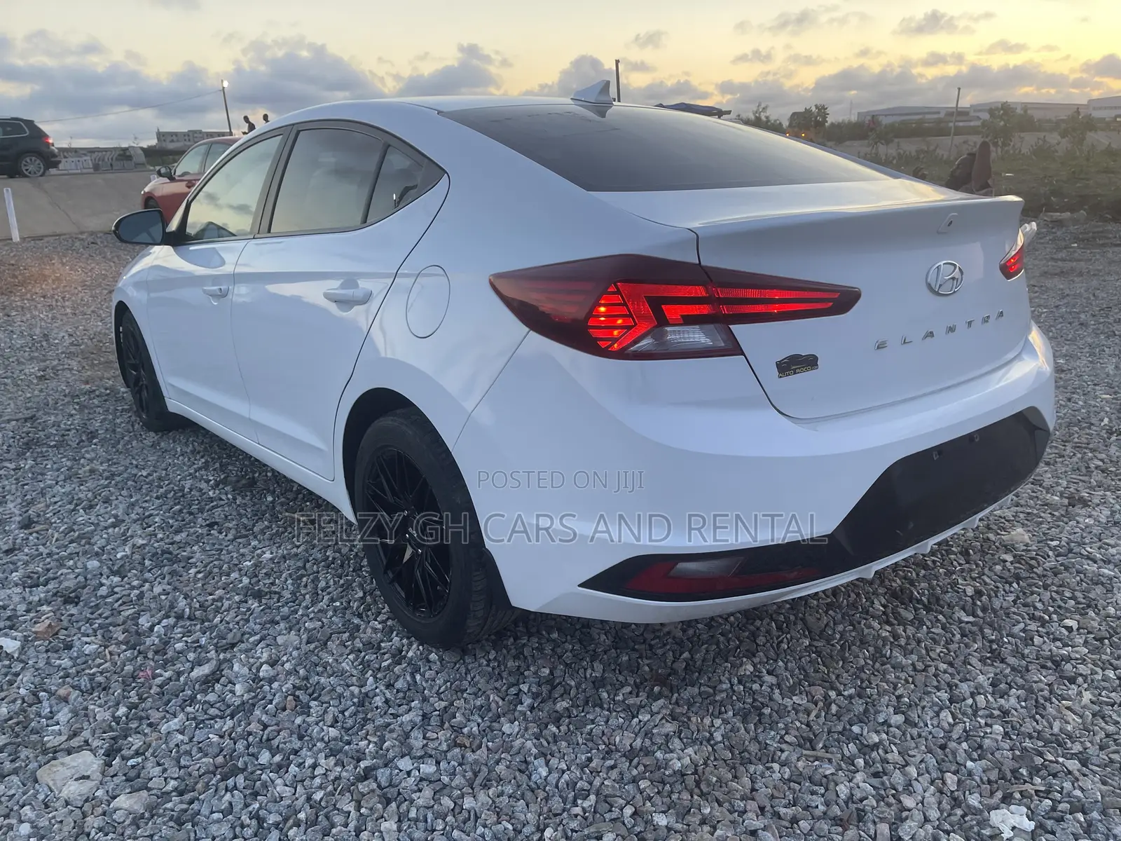 Hyundai Elantra SE 2019 White