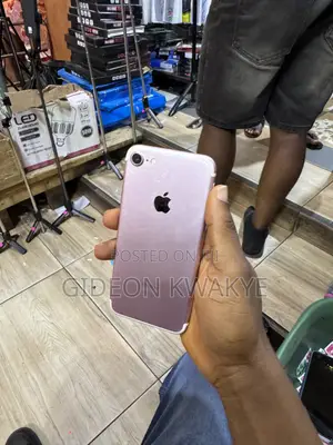 Apple iPhone 7 128 GB Rose Gold