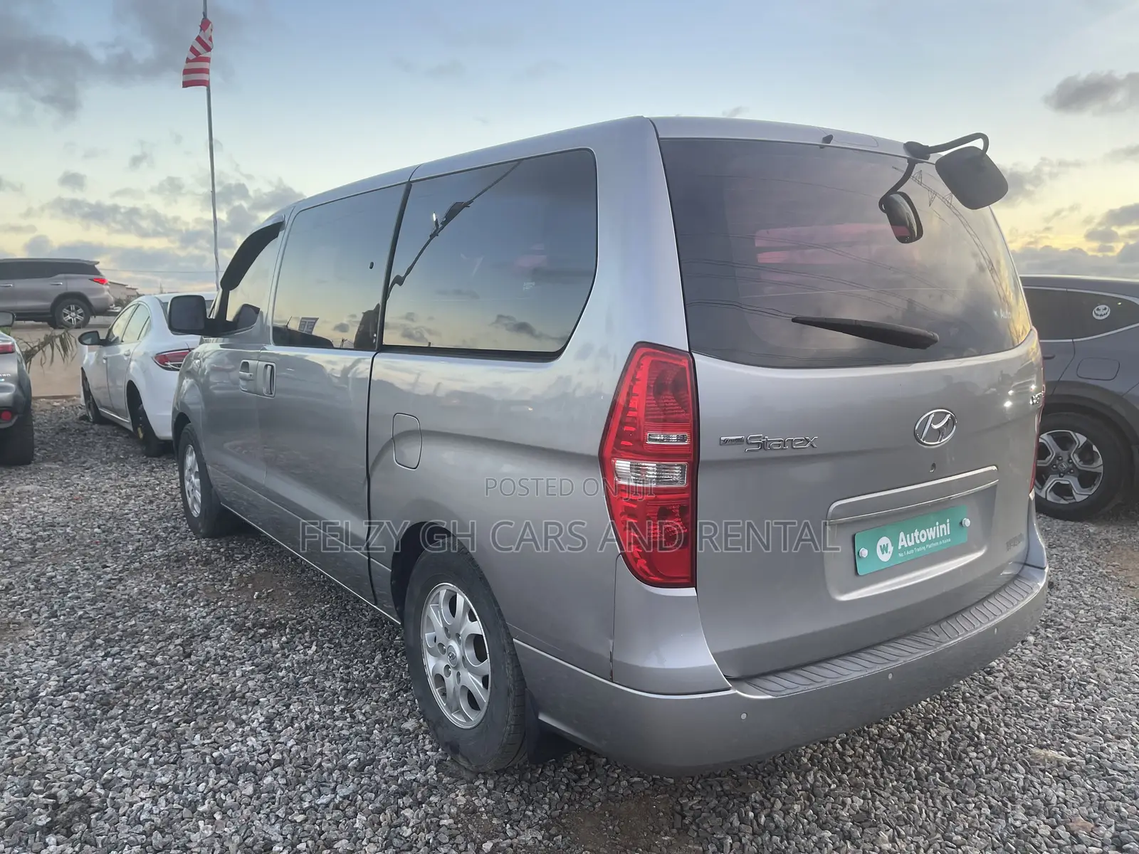 Hyundai Starex 2016 Grey