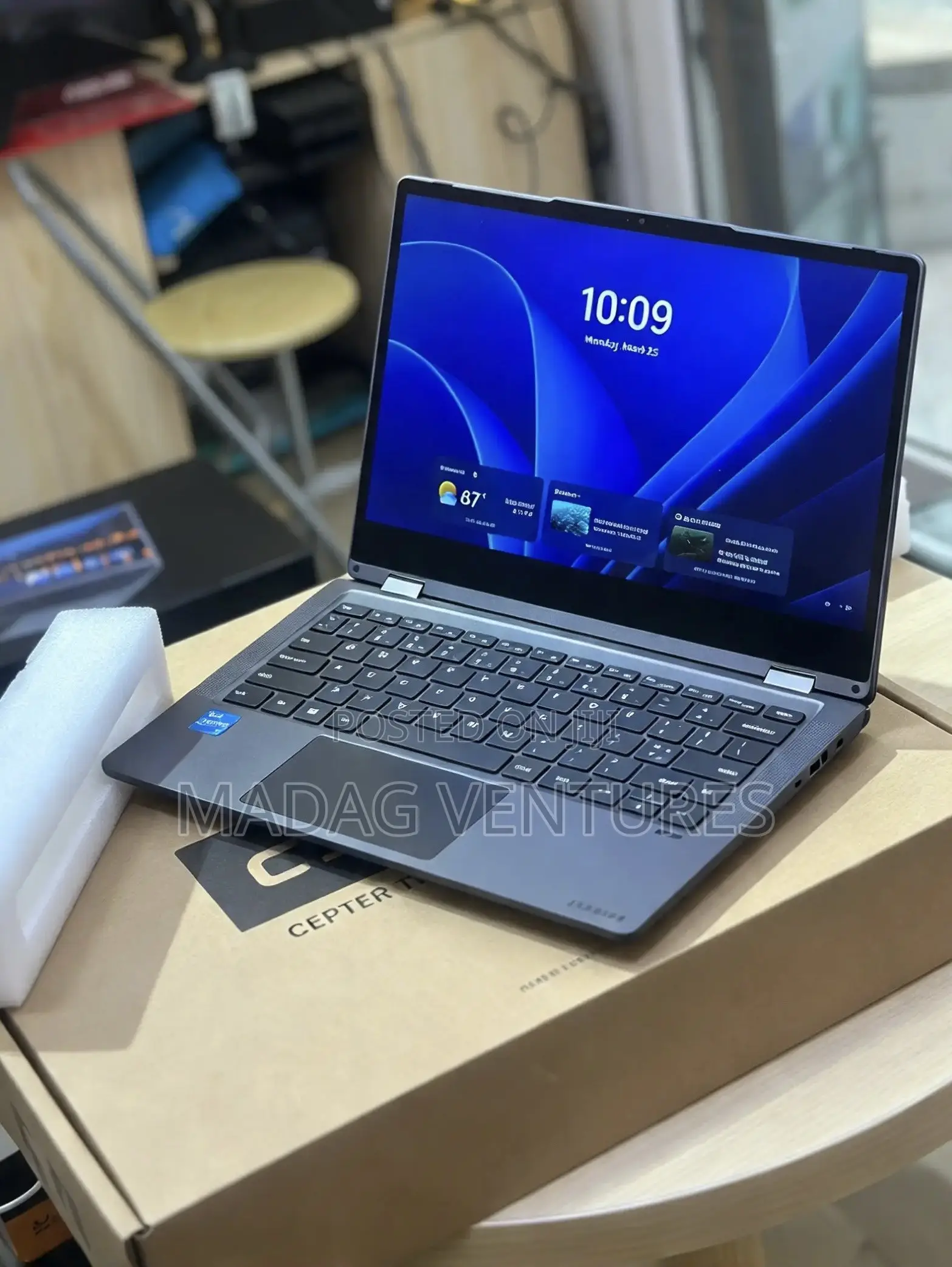 New Laptop Vision Computer 8GB Intel Core i3 SSD 256GB