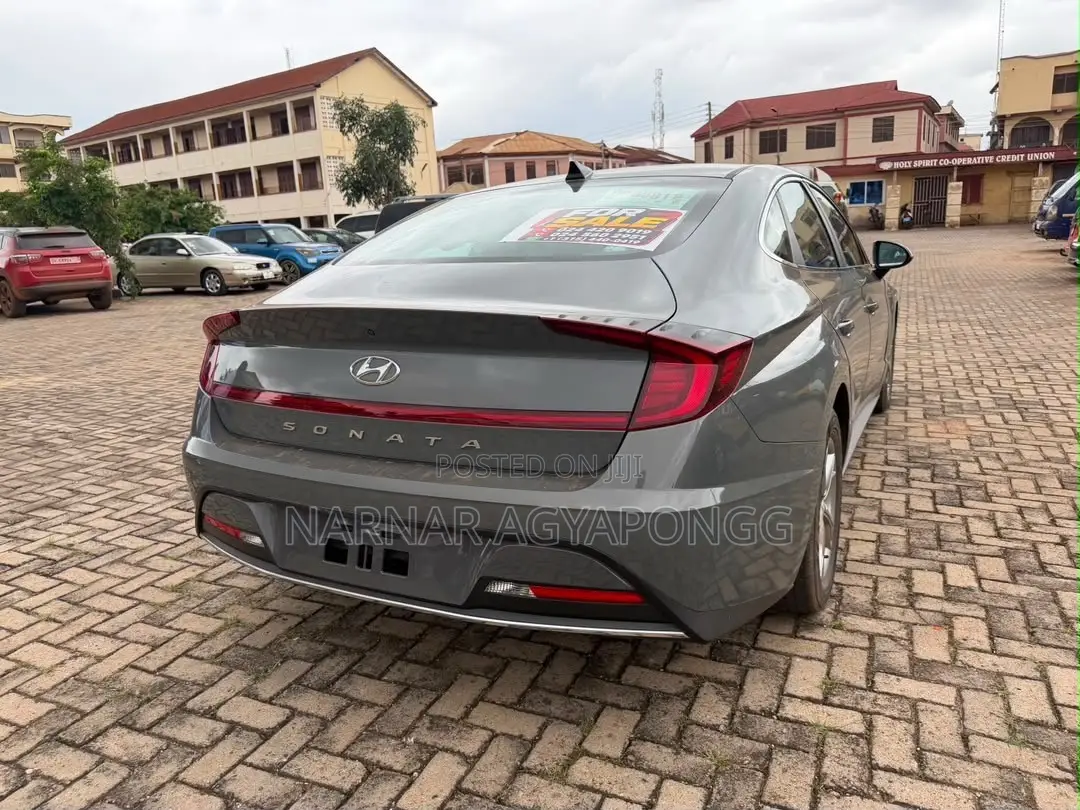 Hyundai Sonata SE 2022 Gray
