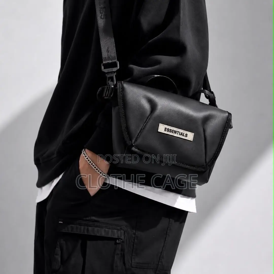 Fear of God ESSENTIALS Sling Bag