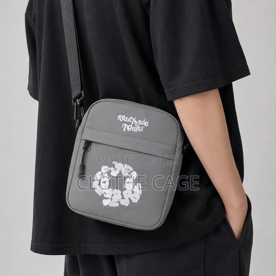 Fear of God ESSENTIALS Sling Bag