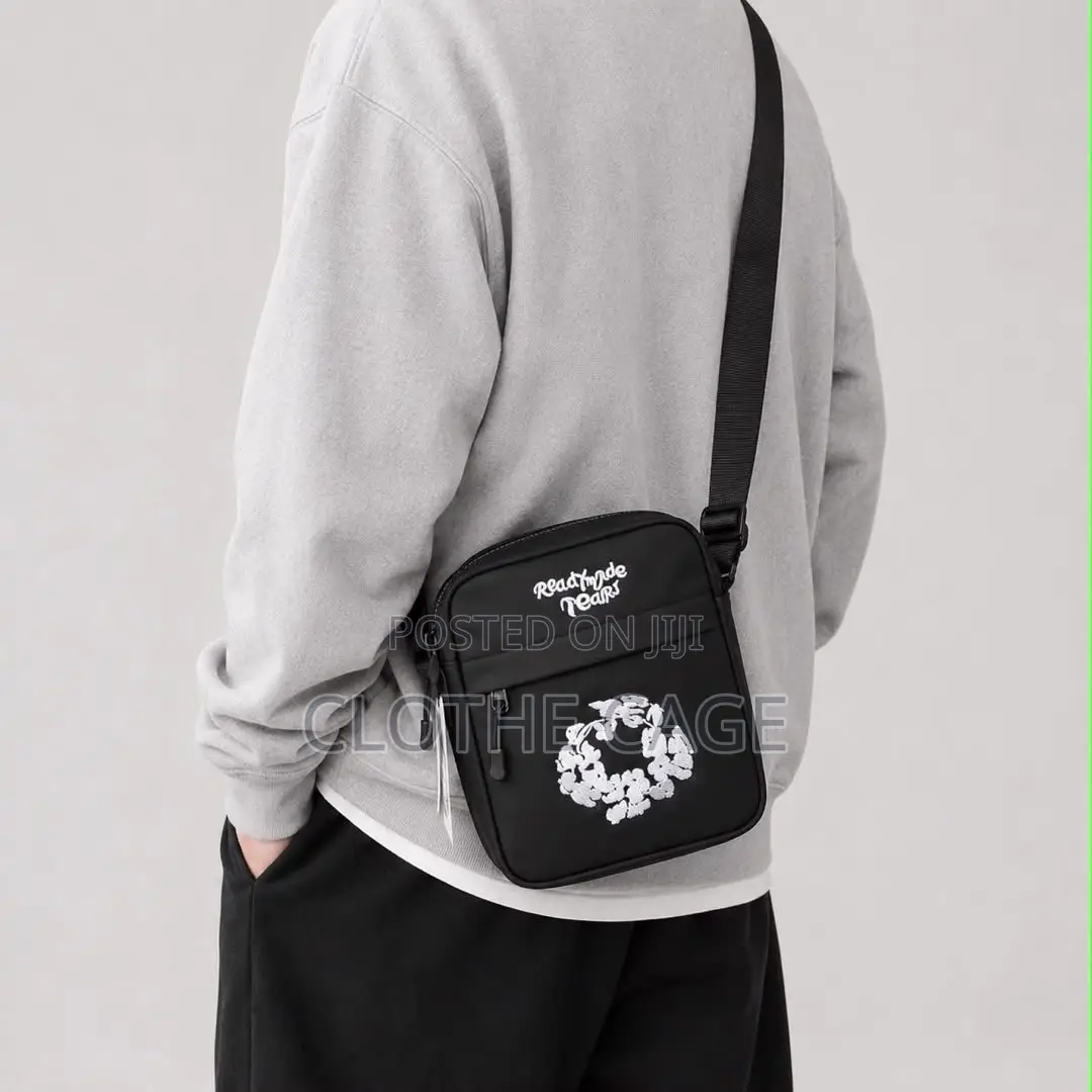 Fear of God ESSENTIALS Sling Bag