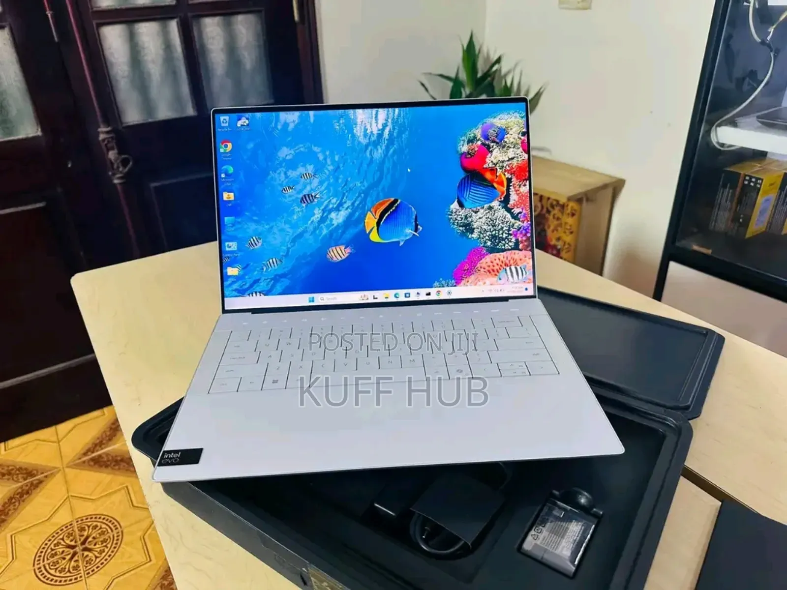 New Laptop Dell XPS 13 32GB Intel Core Ultra 7 SSD 1T