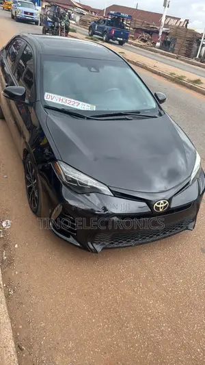 Toyota Corolla SE (1.8L 4cyl 2A) 2019 Black