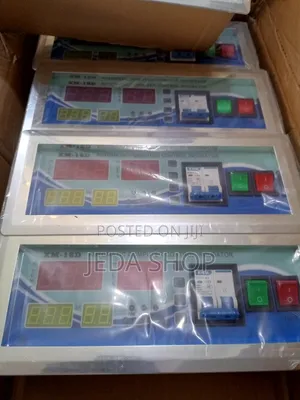 XM18D Incubator Controller