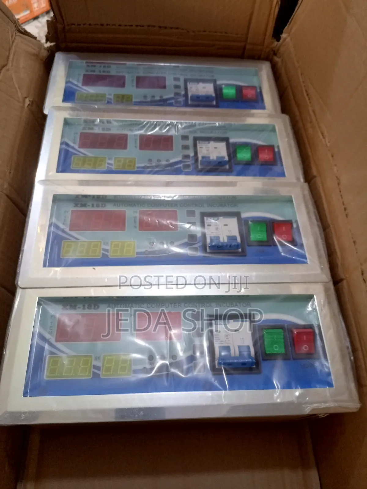 XM18D Incubator Controller