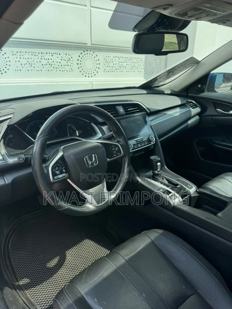 Honda Civic Touring 4dr Sedan (1.5L 4cyl) 2017 White