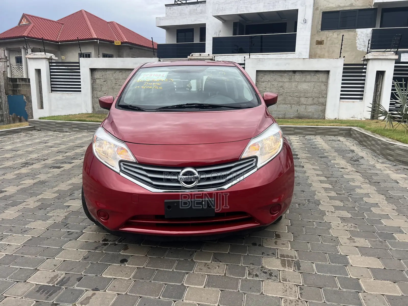 Nissan Versa 2015 Red