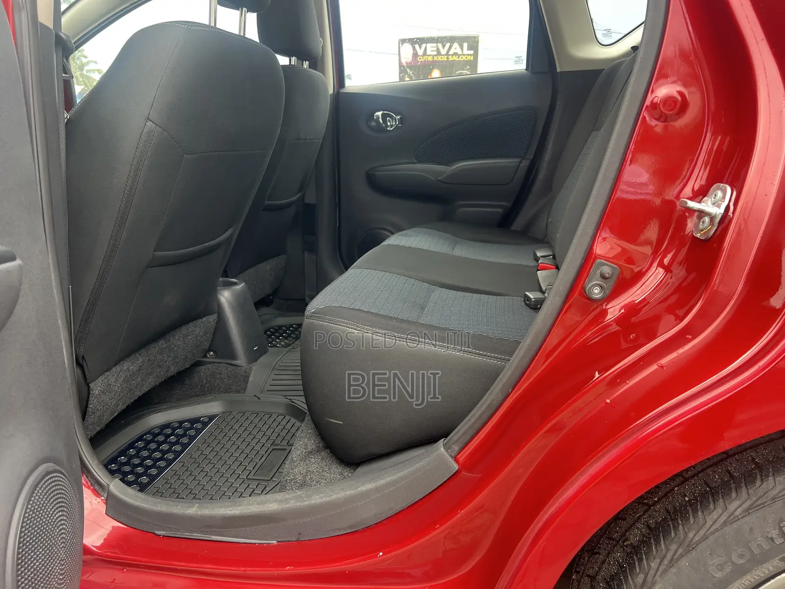 Nissan Versa 2015 Red