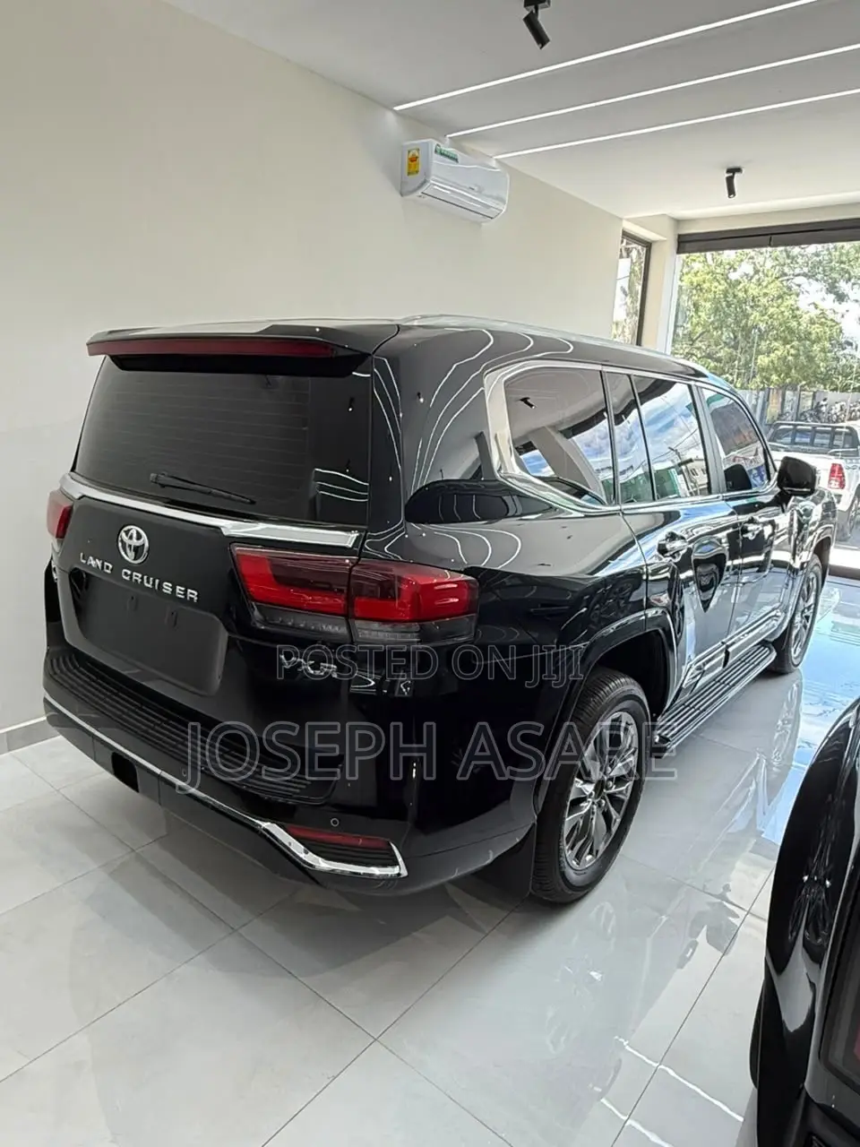 Toyota Land Cruiser 2025 Black