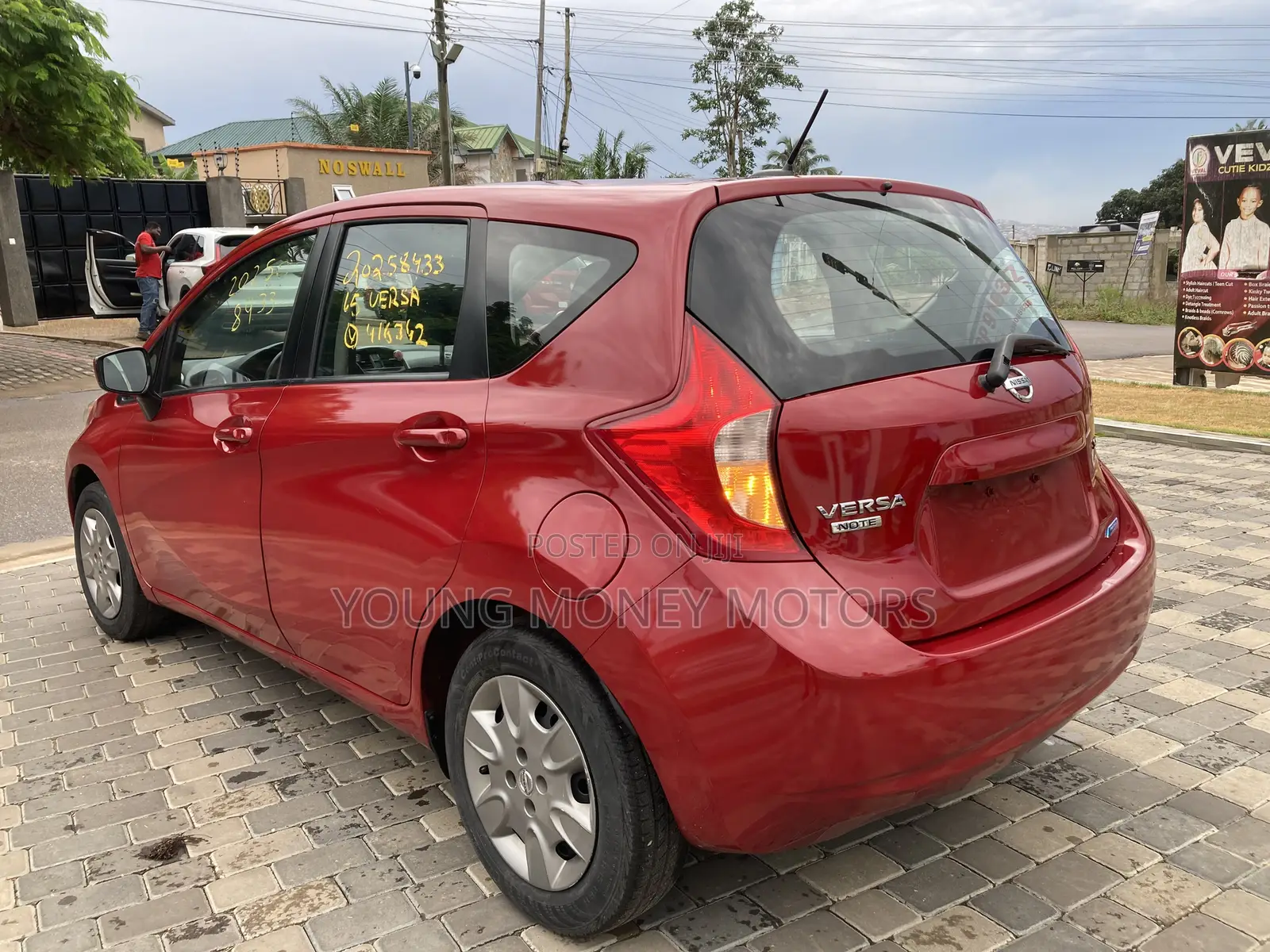 Nissan Versa 1.6 S 2016 Red