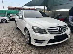 Mercedes-Benz C250 2014 White