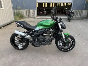 Benelli 752S 2022 Green