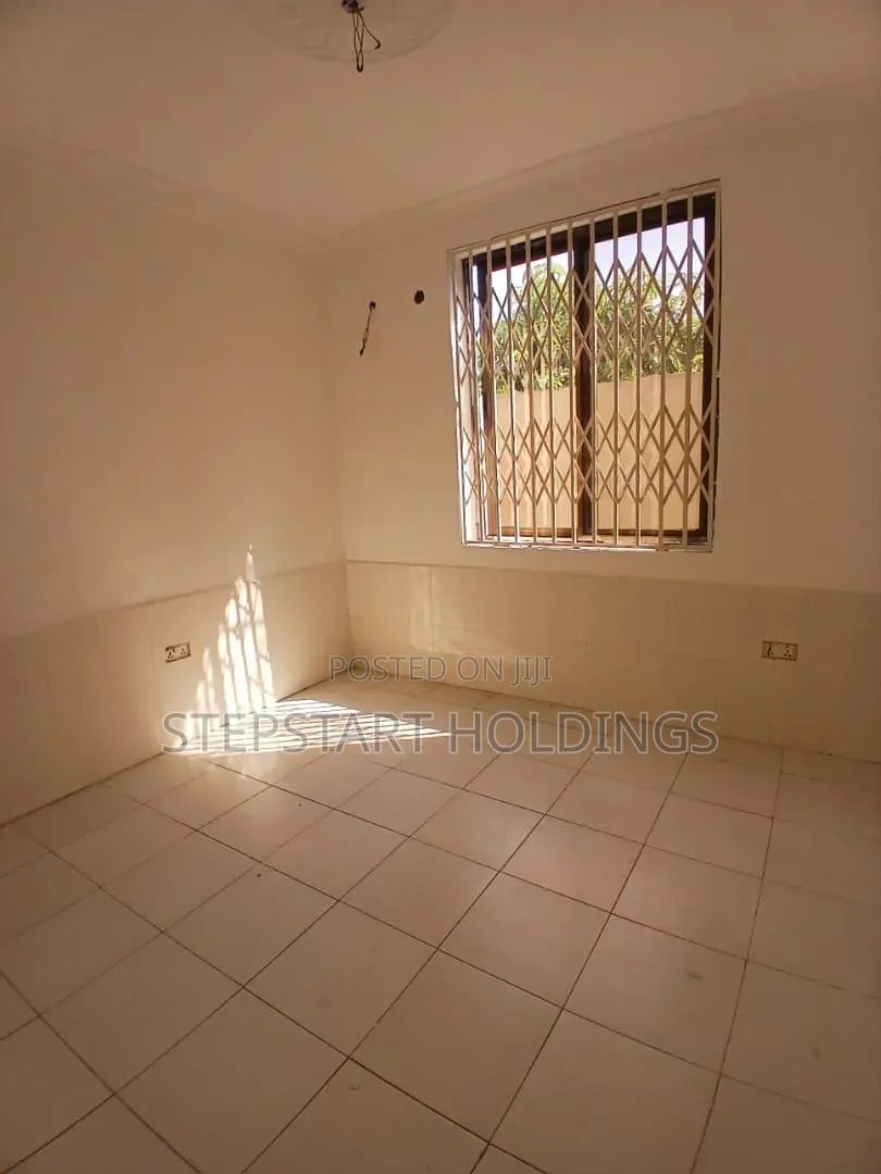 1bdrm Apartment in Botwe, Little Roses Area for rent