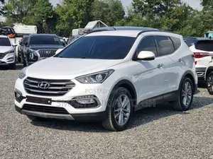 Hyundai Santa Fe 2016 White