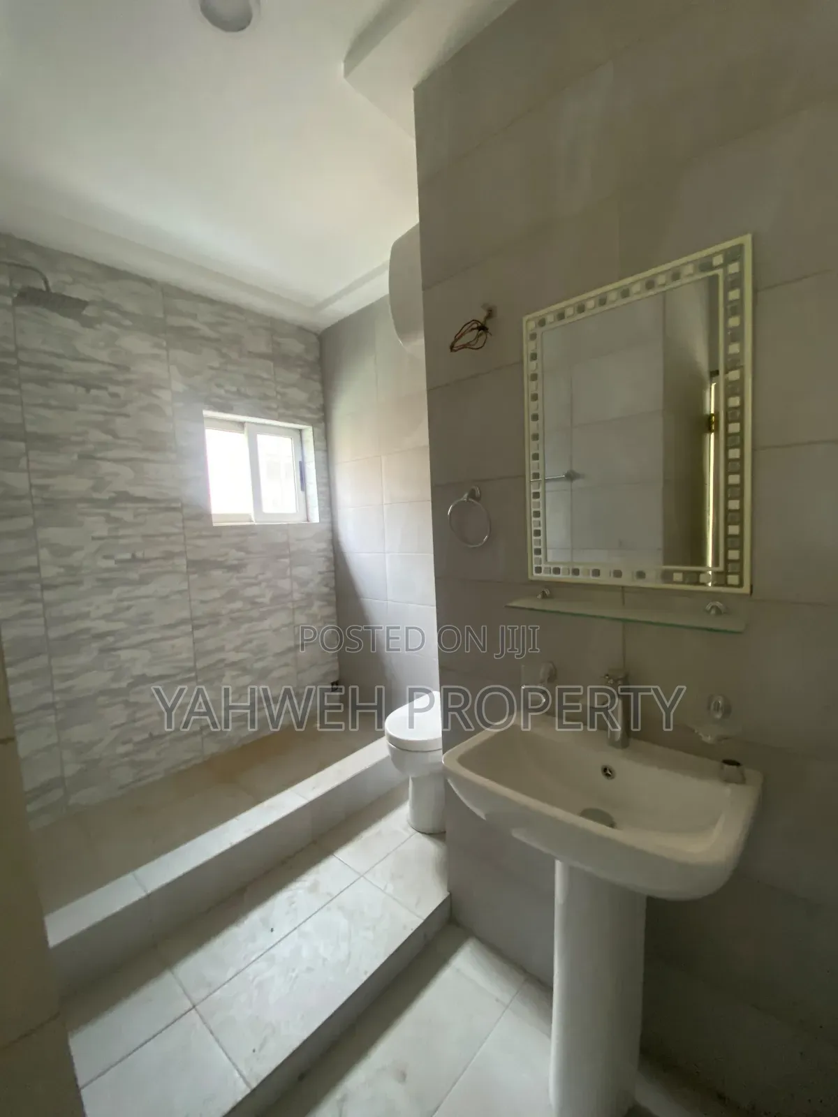 3bdrm Apartment in Teshie Agblezaa, Accra Metropolitan for rent