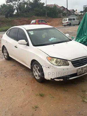 Hyundai Elantra 2010 White
