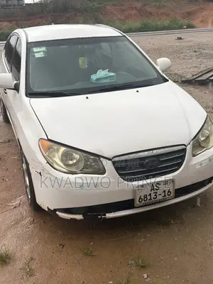 Hyundai Elantra 2010 White
