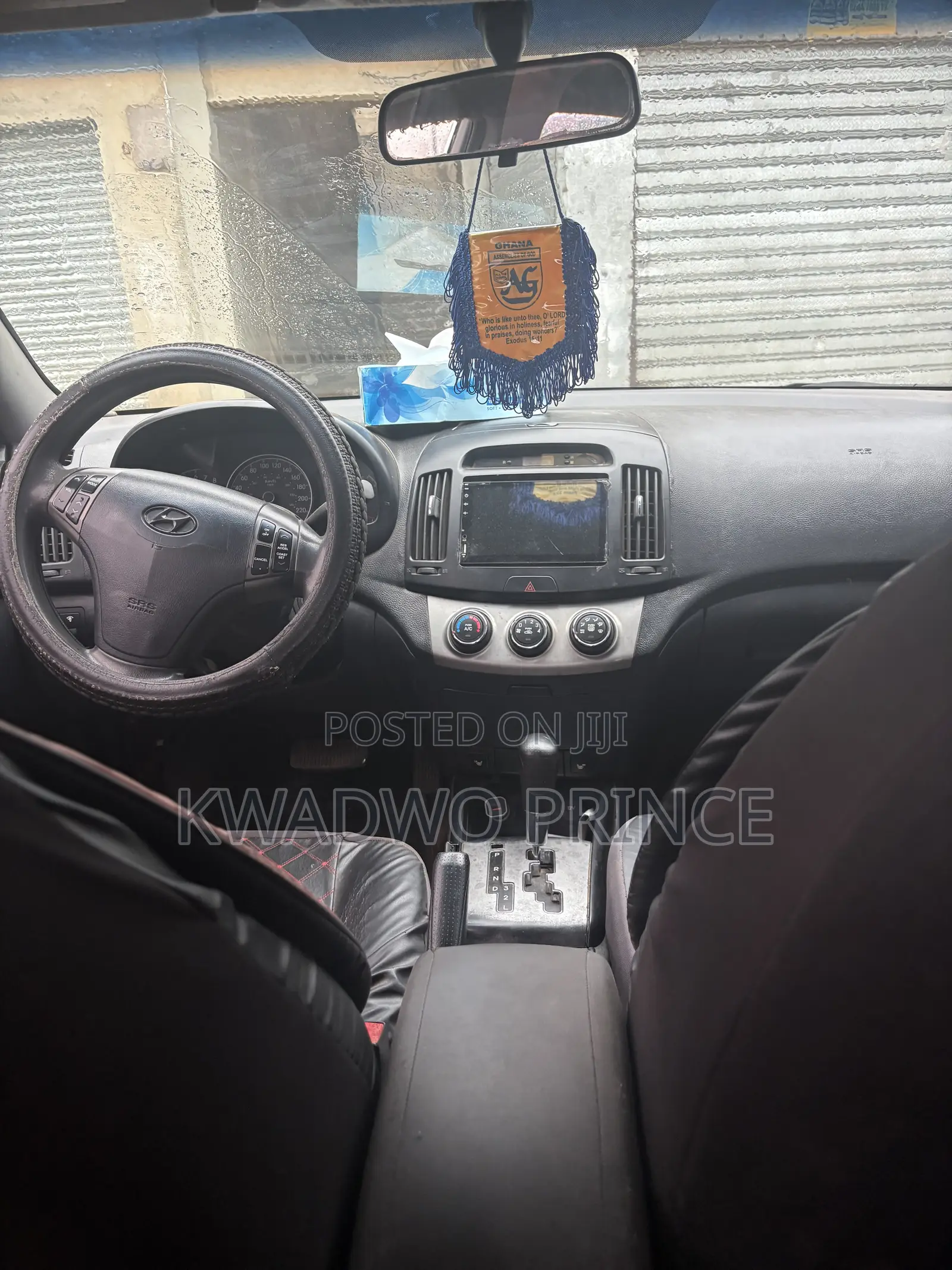 Hyundai Elantra 2010 White