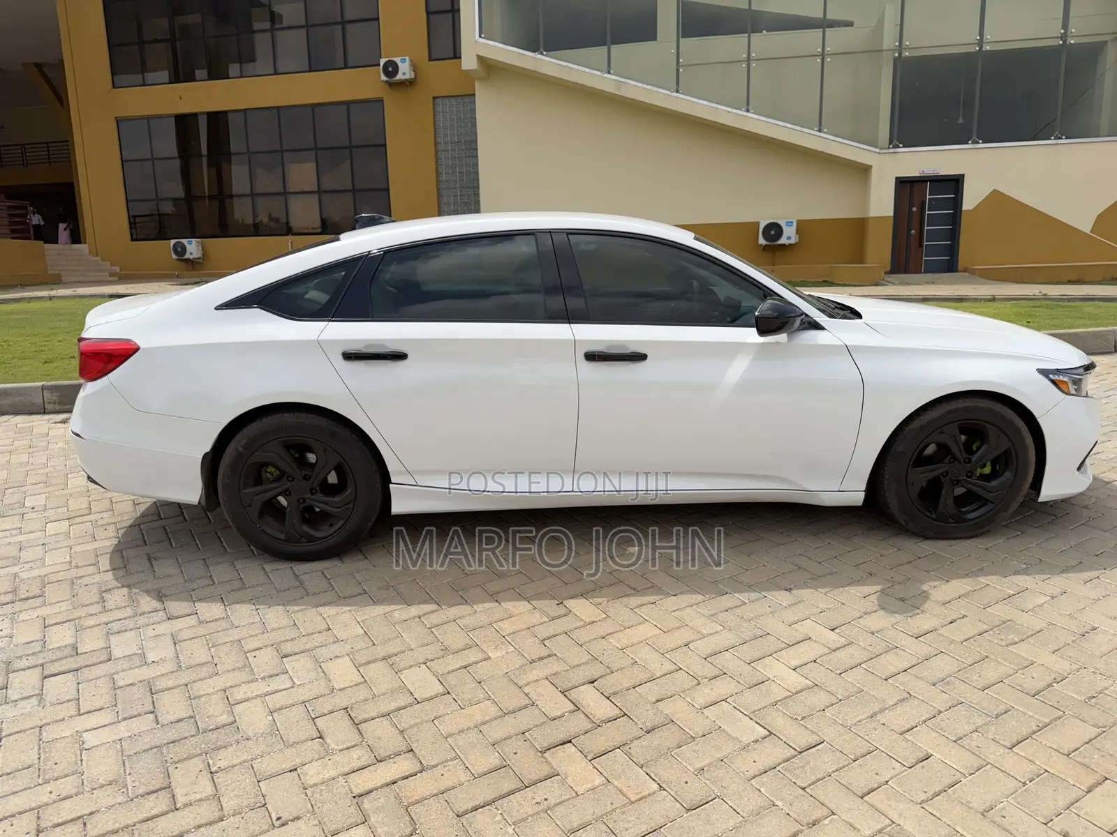 Honda Accord Sport (1.5L 4cyl Turbo CVT) 2019 White
