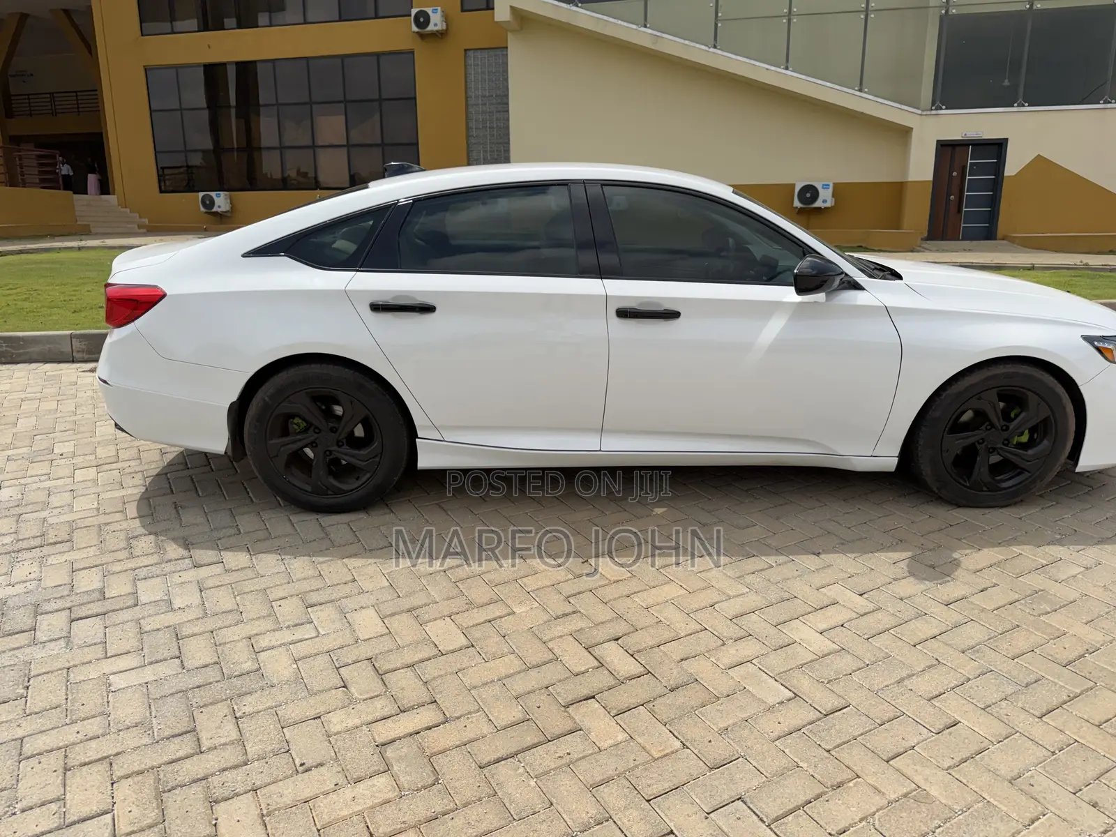 Honda Accord Sport (1.5L 4cyl Turbo CVT) 2019 White