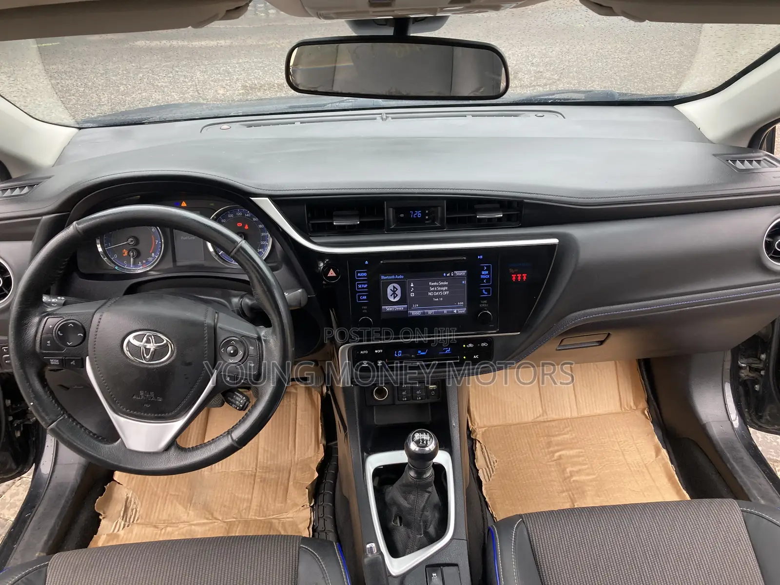 Toyota Corolla 2018 Black