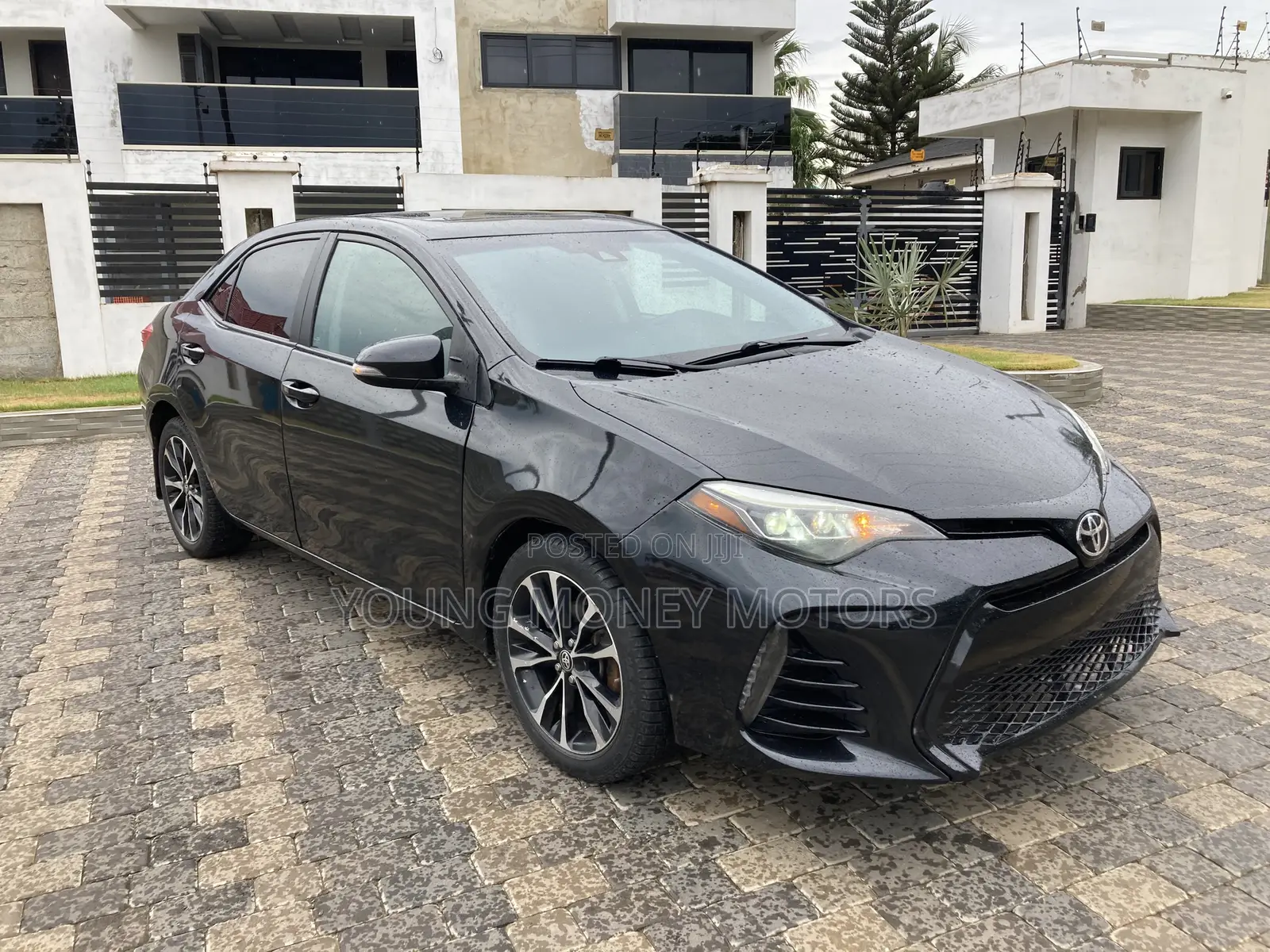 Toyota Corolla 2018 Black