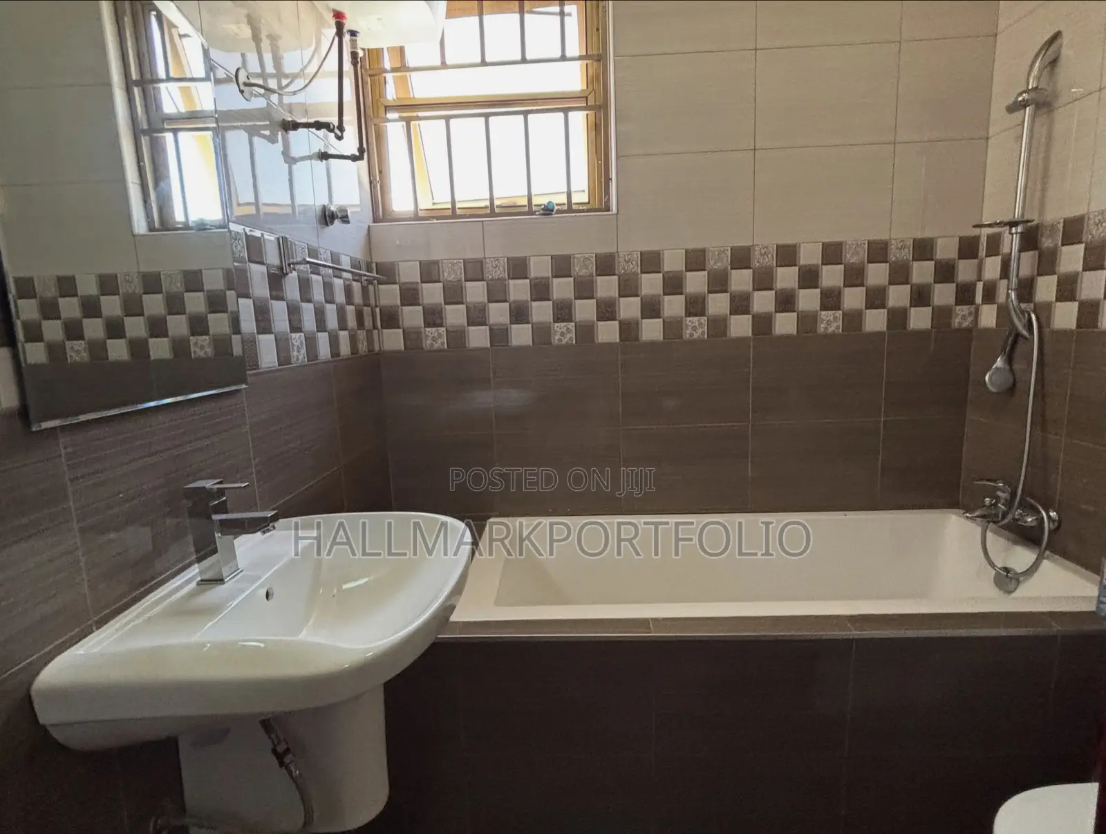 4bdrm House in Cantonments for rent