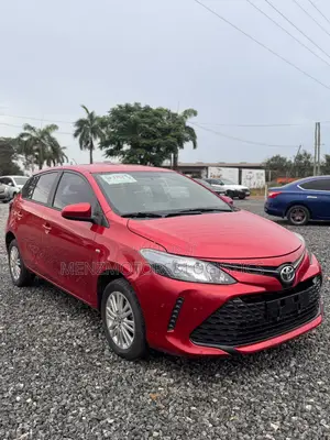 Toyota Yaris L Hatchback 5dr 2018 Red