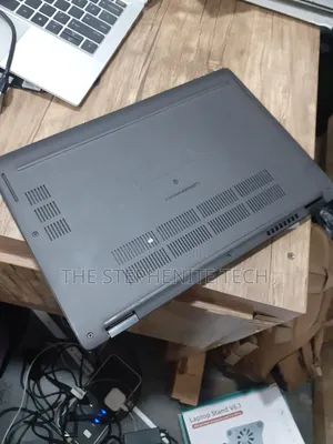 Laptop Dell Latitude 7390 2-in-1 16GB Intel Core i5 SSD 512GB