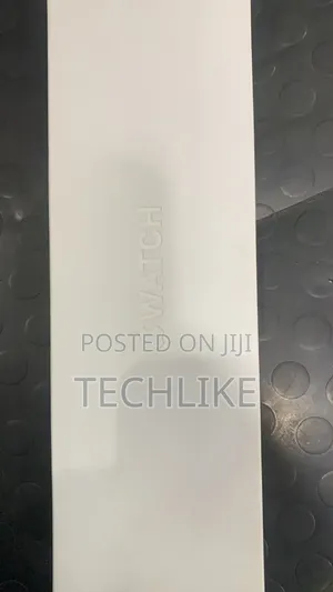 Series 12 Apple Watch Wifi/Cellular