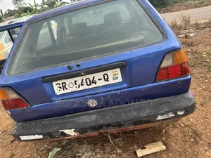 Volkswagen Golf GTI 2000 Blue