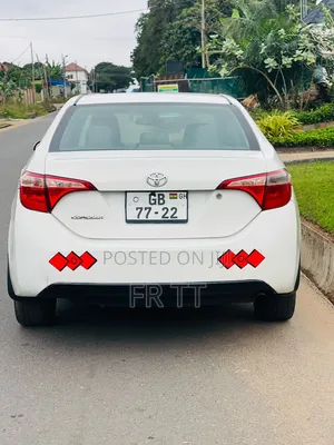 Toyota Corolla 2018 White