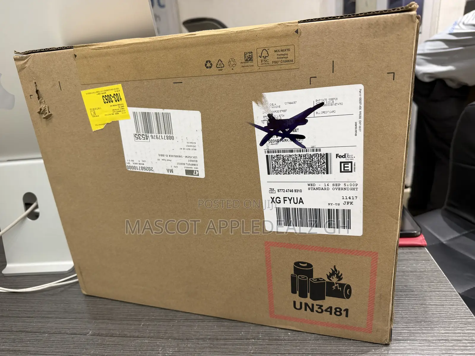 New Laptop Dell Inspiron 15 8GB Intel Core i5 SSD 256GB