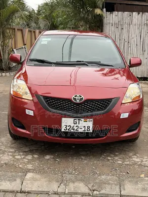 Toyota Yaris 2008 Red