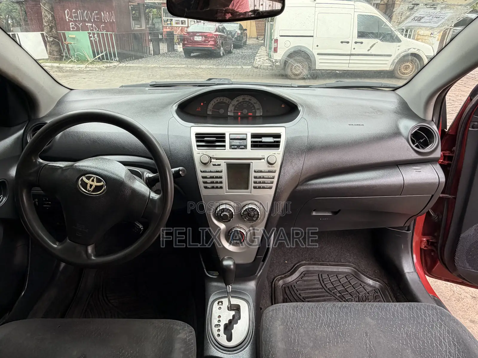 Toyota Yaris 2008 Red