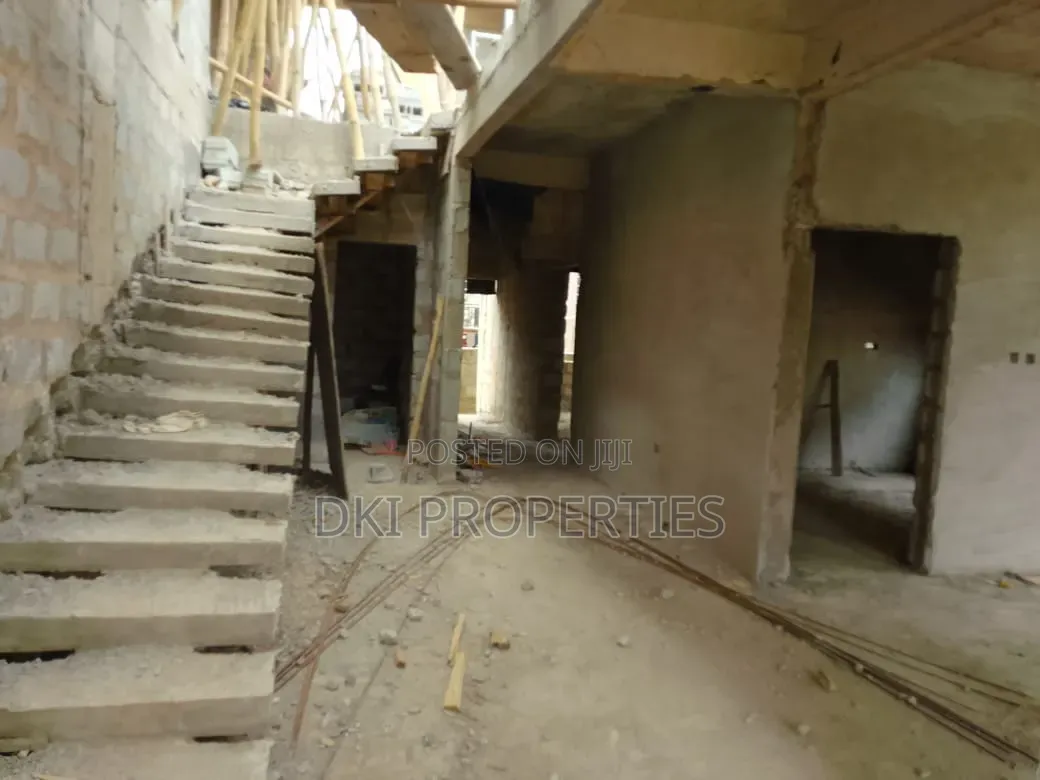 4bdrm House in Dki Properties, Malejor for sale