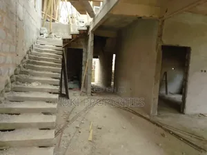 4bdrm House in Dki Properties, Malejor for sale